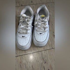 Good condition just needs to be cleaned